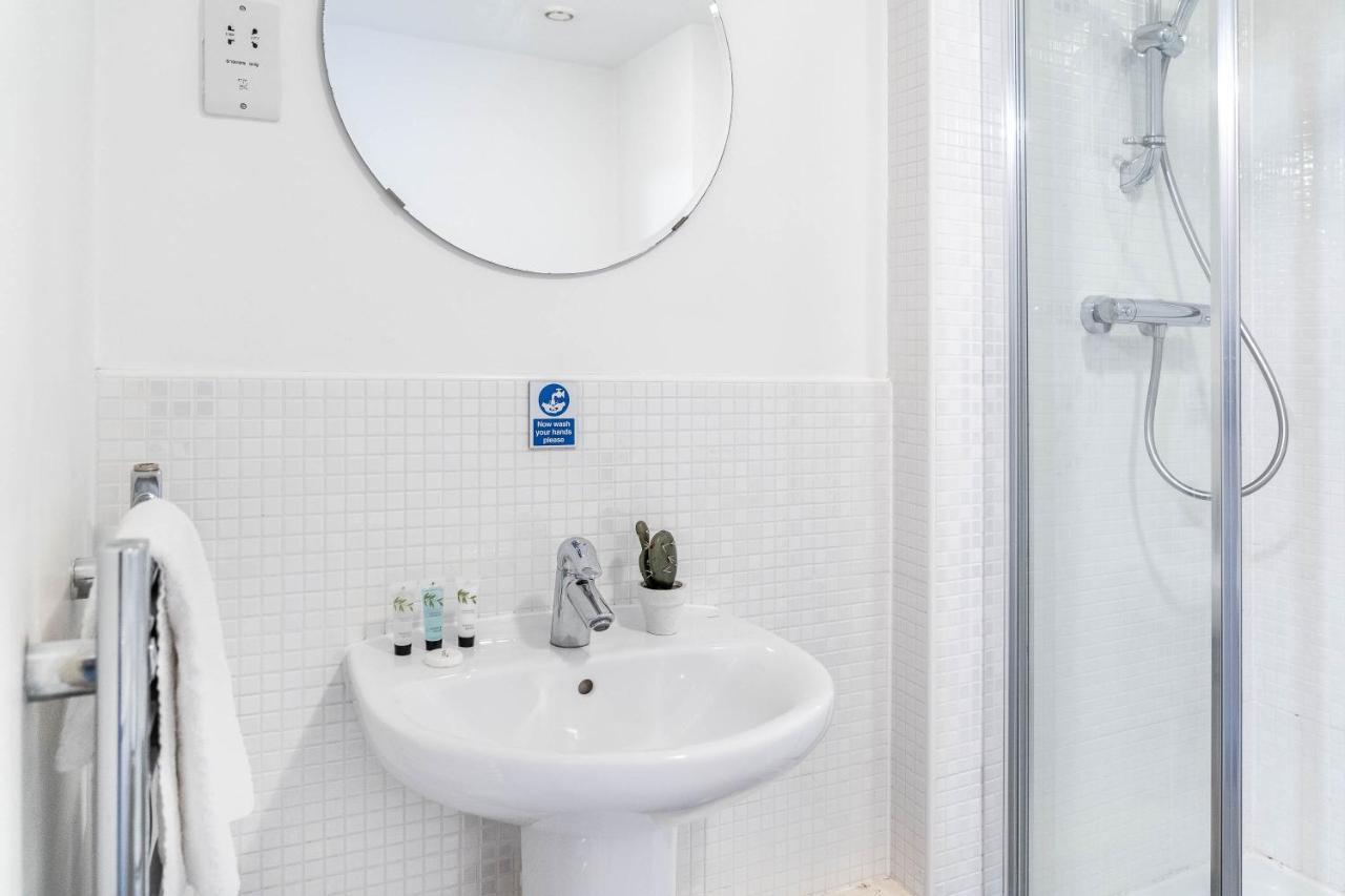 Haus City Centre Apartment - Fast Wifi - Smart Tv Birmingham Bagian luar foto